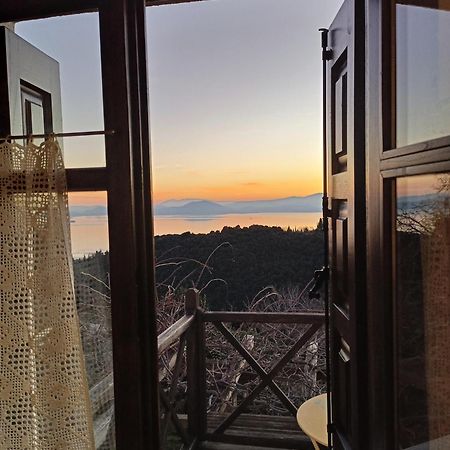 Riga'S Pinakoti Lodge Pinakátai Buitenkant foto