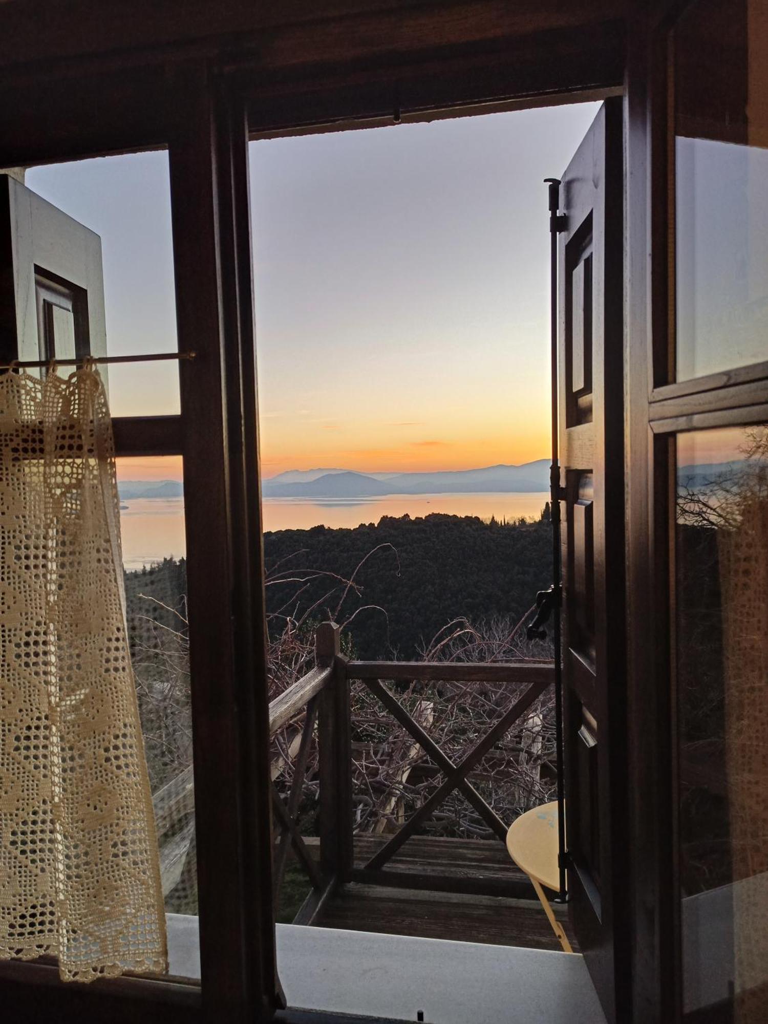 Riga'S Pinakoti Lodge Pinakátai Buitenkant foto